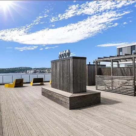 Lovely Corner 4bdr With Sea Views In Kanalbyen Kristiansand