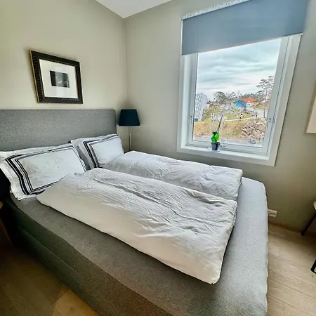 Lovely Corner 4bdr With Sea Views In Kanalbyen Appartement *