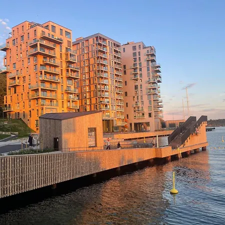 Lovely Corner 4bdr With Sea Views In Kanalbyen Appartement
